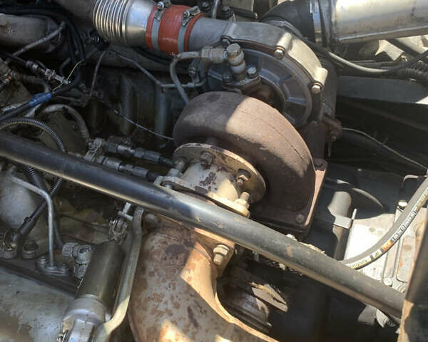 МАЗ 938060 2015 в Львове на Automoto.ua Белый МАЗ 938060, объемом двигателя 12 л и пробегом 242 тыс. км за 25000 $, фото 3 на Automoto.ua