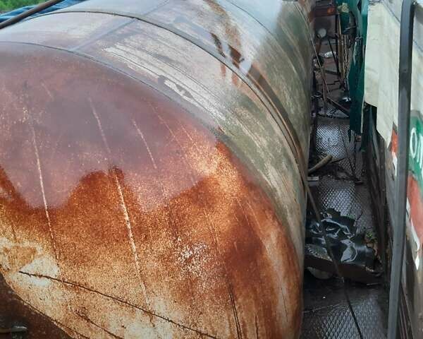Красный МАЗ 93866, объемом двигателя 0 л и пробегом 100 тыс. км за 2100 $, фото 2 на Automoto.ua