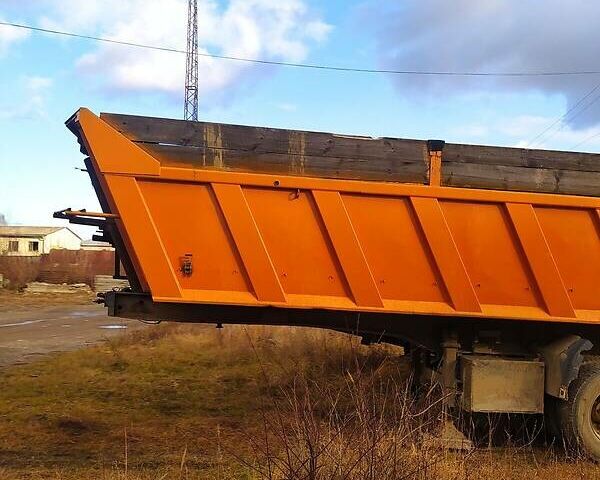 Оранжевый МАЗ 950600, объемом двигателя 0 л и пробегом 100 тыс. км за 4500 $, фото 11 на Automoto.ua