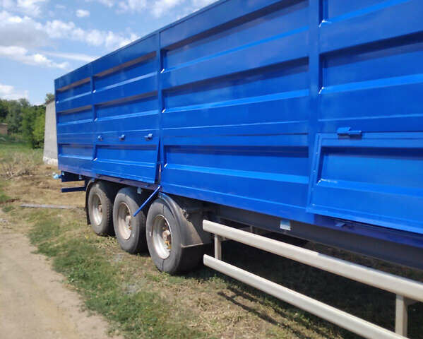 Синий МАЗ 975800, объемом двигателя 0 л и пробегом 300 тыс. км за 9300 $, фото 12 на Automoto.ua