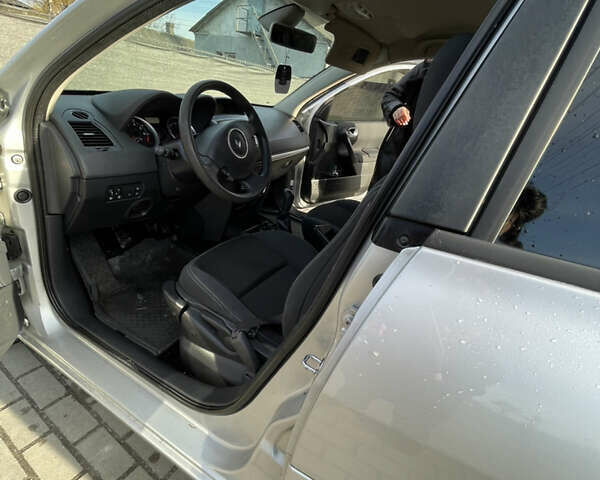 МЕГА Мультітрак, об'ємом двигуна 1.6 л та пробігом 333 тис. км за 5100 $, фото 3 на Automoto.ua