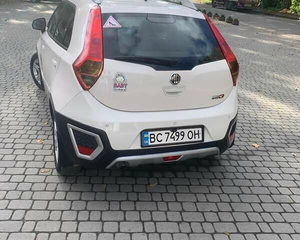 Белый МГ 3 Кросс, объемом двигателя 1.5 л и пробегом 113 тыс. км за 6500 $, фото 25 на Automoto.ua