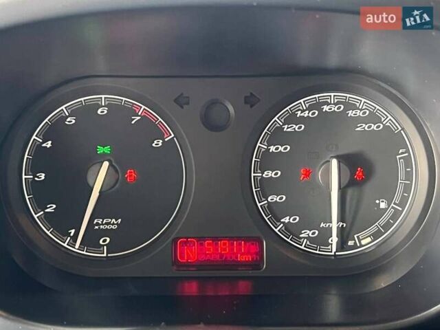 Білий МГ 3 Крос, об'ємом двигуна 1.5 л та пробігом 52 тис. км за 7200 $, фото 22 на Automoto.ua