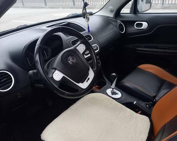 Черный МГ 3 Кросс, объемом двигателя 1.5 л и пробегом 117 тыс. км за 5200 $, фото 1 на Automoto.ua