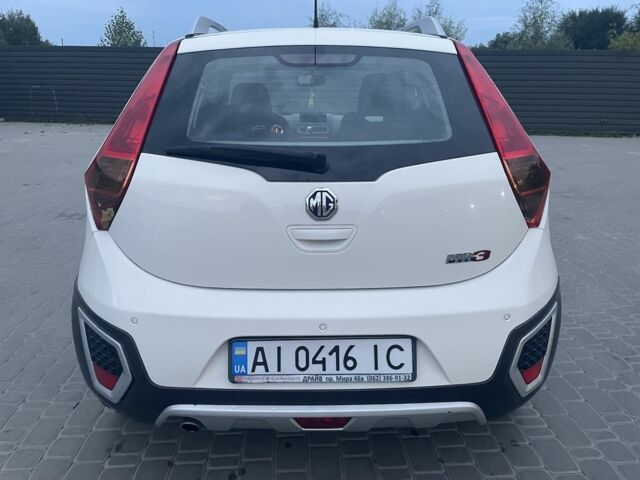 Білий МГ 3, об'ємом двигуна 1.5 л та пробігом 120 тис. км за 5500 $, фото 4 на Automoto.ua