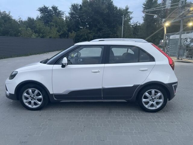 Білий МГ 3, об'ємом двигуна 1.5 л та пробігом 120 тис. км за 5500 $, фото 6 на Automoto.ua