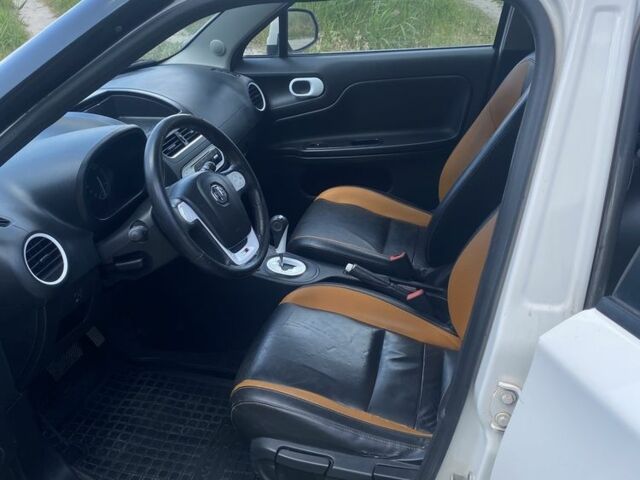 Белый МГ 3, объемом двигателя 1.5 л и пробегом 154 тыс. км за 4999 $, фото 6 на Automoto.ua
