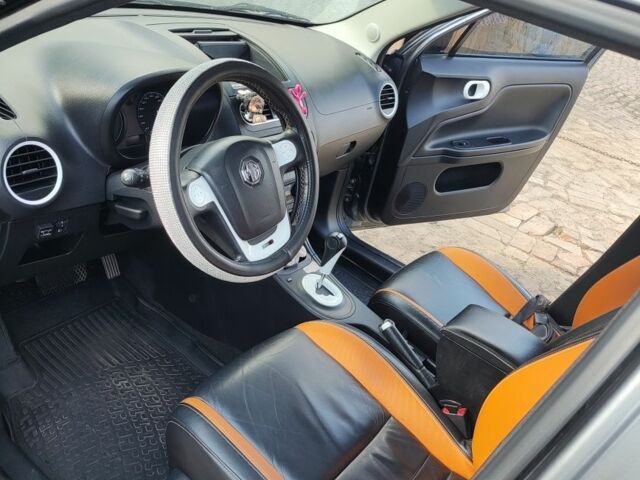 Серый МГ 3, объемом двигателя 0 л и пробегом 110 тыс. км за 6250 $, фото 4 на Automoto.ua