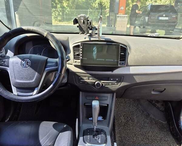 Белый МГ 350, объемом двигателя 1.5 л и пробегом 129 тыс. км за 5500 $, фото 2 на Automoto.ua