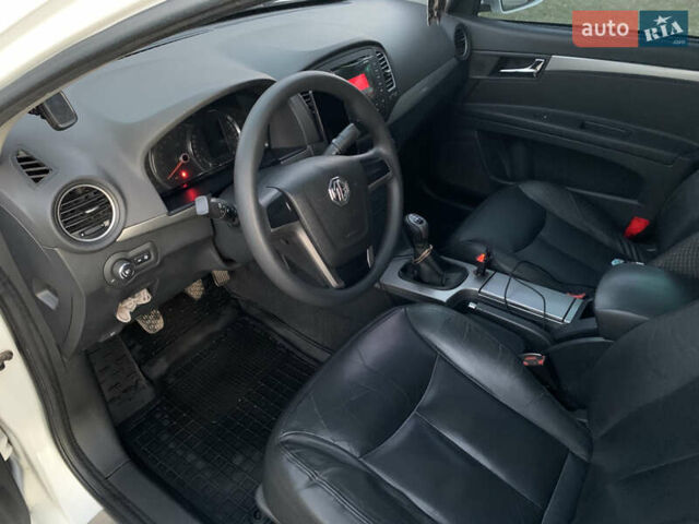 Белый МГ 350, объемом двигателя 1.5 л и пробегом 213 тыс. км за 5699 $, фото 10 на Automoto.ua