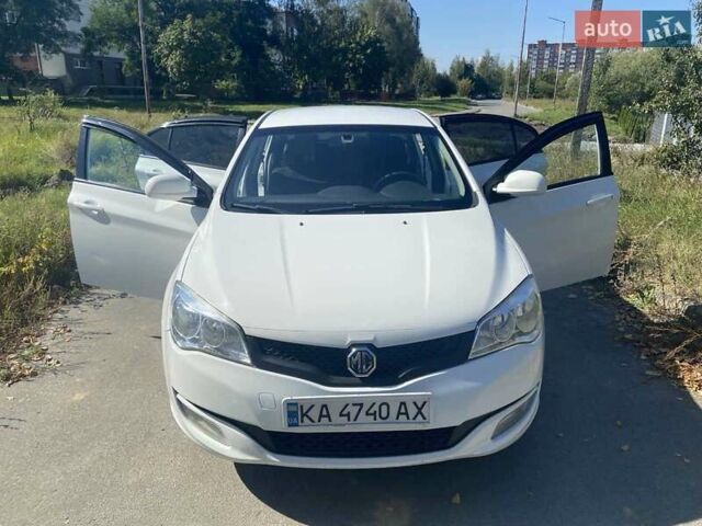 Білий МГ 350, об'ємом двигуна 1.5 л та пробігом 149 тис. км за 6100 $, фото 48 на Automoto.ua