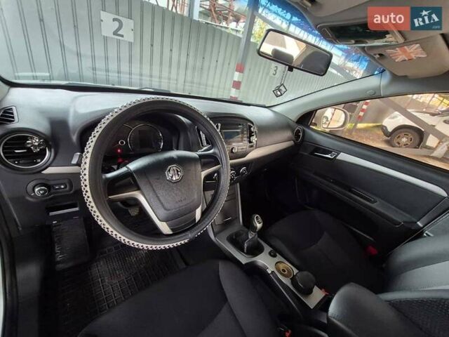Білий МГ 350, об'ємом двигуна 1.5 л та пробігом 186 тис. км за 5500 $, фото 5 на Automoto.ua