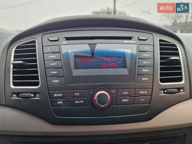 Белый МГ 350, объемом двигателя 1.5 л и пробегом 186 тыс. км за 5500 $, фото 11 на Automoto.ua