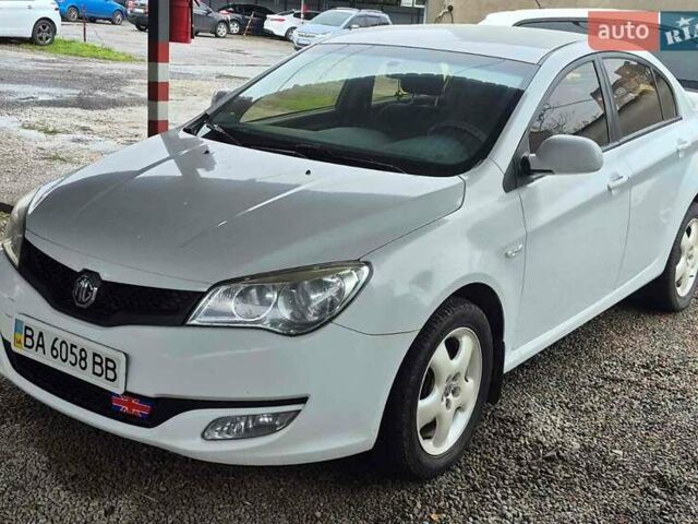 Білий МГ 350, об'ємом двигуна 1.5 л та пробігом 186 тис. км за 5500 $, фото 2 на Automoto.ua