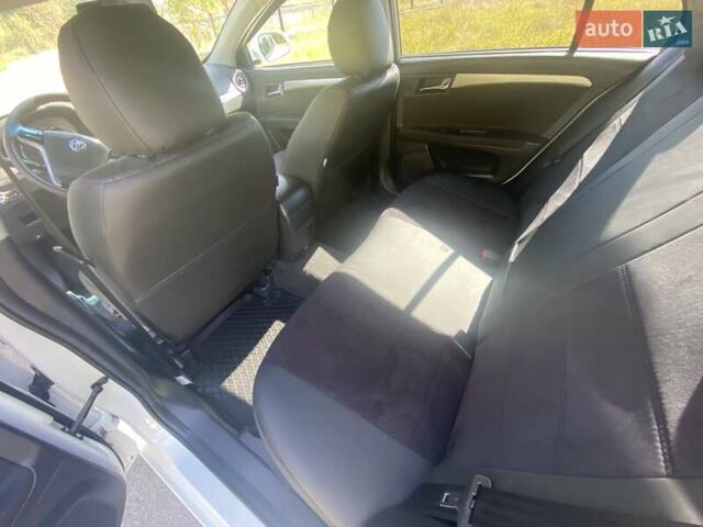 Білий МГ 350, об'ємом двигуна 1.5 л та пробігом 149 тис. км за 6100 $, фото 58 на Automoto.ua