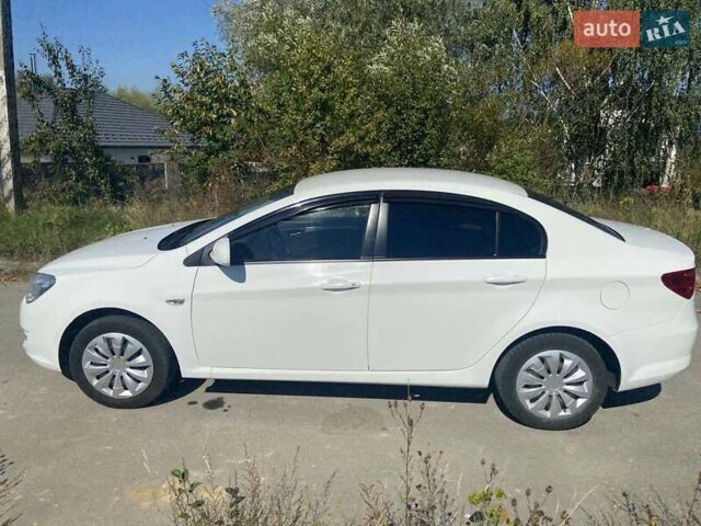 Білий МГ 350, об'ємом двигуна 1.5 л та пробігом 149 тис. км за 6100 $, фото 12 на Automoto.ua