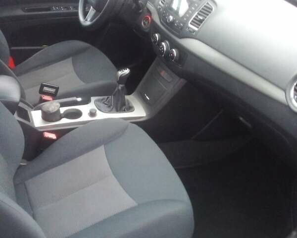 Черный МГ 350, объемом двигателя 1.5 л и пробегом 68 тыс. км за 6200 $, фото 5 на Automoto.ua