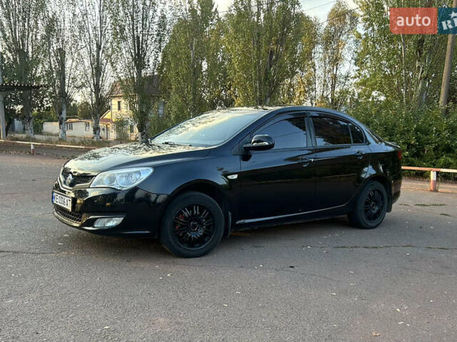 Черный МГ 350, объемом двигателя 1.5 л и пробегом 160 тыс. км за 4500 $, фото 1 на Automoto.ua