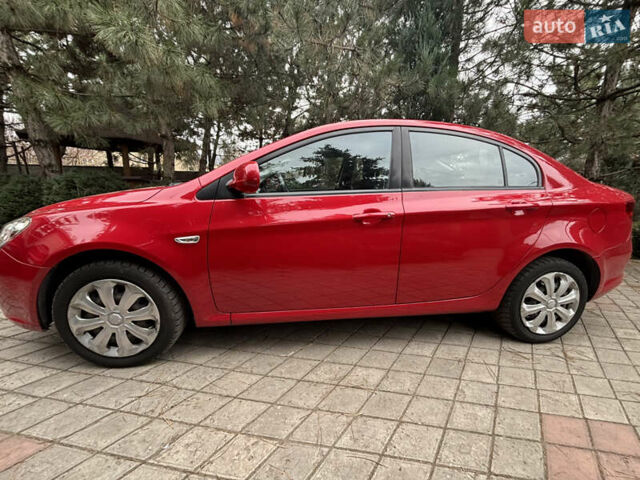 Красный МГ 350, объемом двигателя 1.5 л и пробегом 67 тыс. км за 6500 $, фото 3 на Automoto.ua