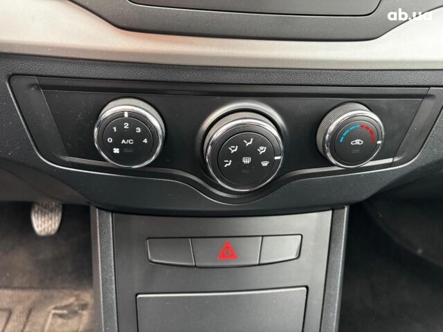 Красный МГ 350, объемом двигателя 1.5 л и пробегом 68 тыс. км за 5490 $, фото 21 на Automoto.ua