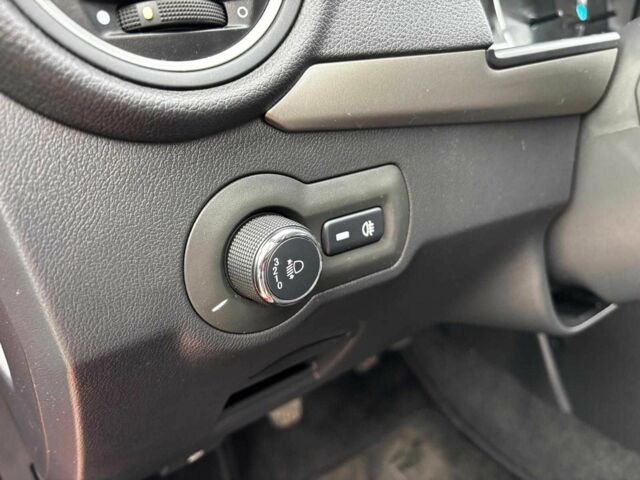 Красный МГ 350, объемом двигателя 1.5 л и пробегом 68 тыс. км за 5490 $, фото 19 на Automoto.ua