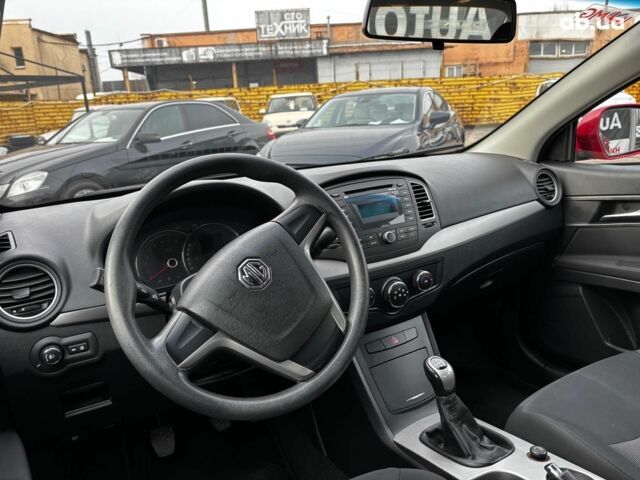 Красный МГ 350, объемом двигателя 1.5 л и пробегом 68 тыс. км за 5490 $, фото 15 на Automoto.ua