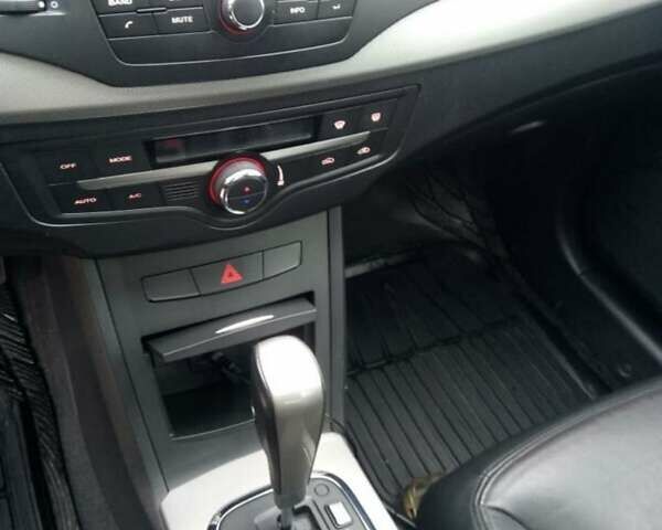 Серый МГ 350, объемом двигателя 1.5 л и пробегом 147 тыс. км за 5500 $, фото 10 на Automoto.ua