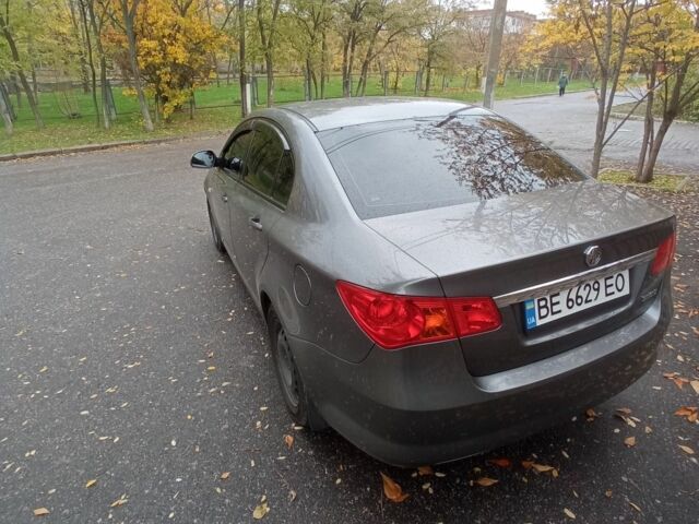 Серый МГ 350, объемом двигателя 1.5 л и пробегом 136 тыс. км за 6000 $, фото 2 на Automoto.ua