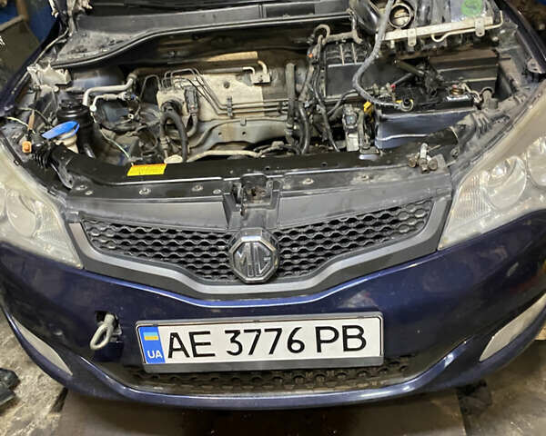 Синий МГ 350, объемом двигателя 1.5 л и пробегом 115 тыс. км за 4700 $, фото 2 на Automoto.ua