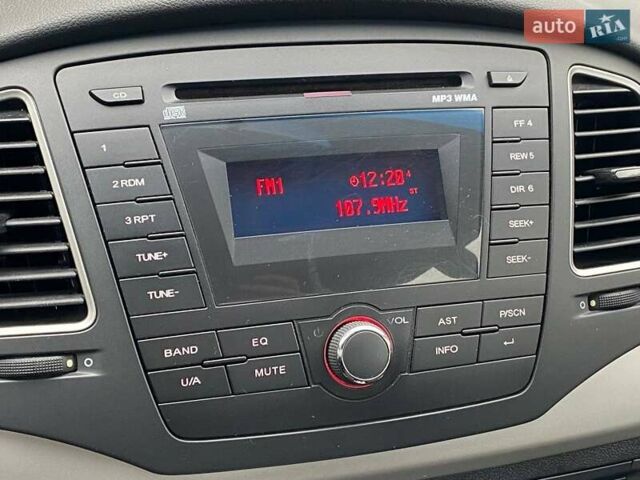 Синий МГ 350, объемом двигателя 1.5 л и пробегом 115 тыс. км за 6690 $, фото 15 на Automoto.ua