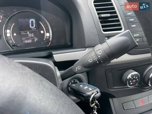 Синий МГ 350, объемом двигателя 1.5 л и пробегом 115 тыс. км за 6190 $, фото 19 на Automoto.ua