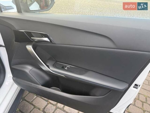 Белый МГ 4, объемом двигателя 0 л и пробегом 10 тыс. км за 17500 $, фото 29 на Automoto.ua