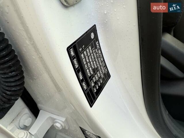 Белый МГ 4, объемом двигателя 0 л и пробегом 10 тыс. км за 17500 $, фото 30 на Automoto.ua
