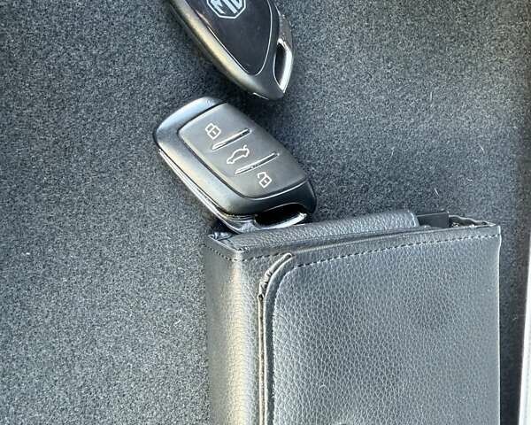 Белый МГ 4, объемом двигателя 0 л и пробегом 10 тыс. км за 17500 $, фото 44 на Automoto.ua