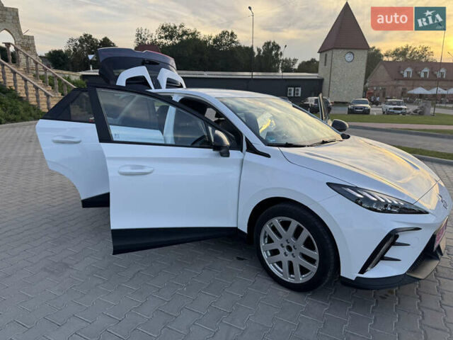 Белый МГ 4, объемом двигателя 0 л и пробегом 30 тыс. км за 18100 $, фото 27 на Automoto.ua