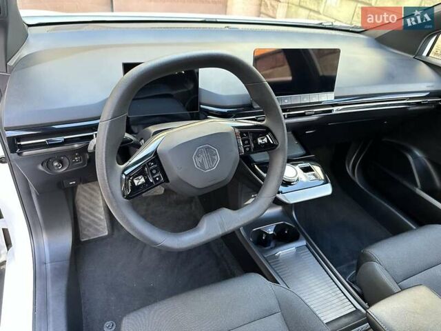 Белый МГ 4, объемом двигателя 0 л и пробегом 15 тыс. км за 16800 $, фото 24 на Automoto.ua