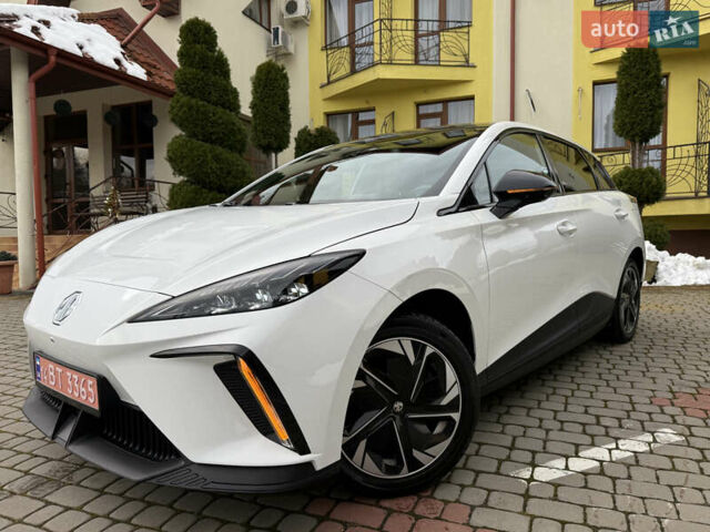 Білий МГ 4, об'ємом двигуна 0 л та пробігом 45 тис. км за 17800 $, фото 8 на Automoto.ua