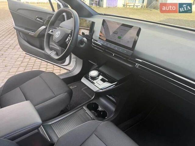 Белый МГ 4, объемом двигателя 0 л и пробегом 10 тыс. км за 17500 $, фото 28 на Automoto.ua