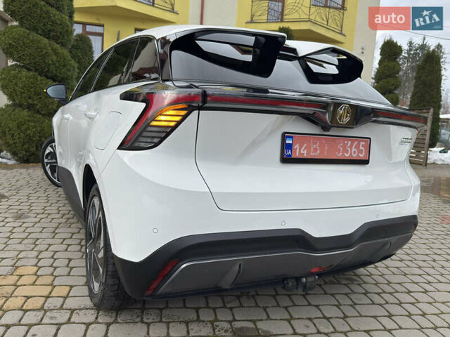 Білий МГ 4, об'ємом двигуна 0 л та пробігом 45 тис. км за 17800 $, фото 36 на Automoto.ua