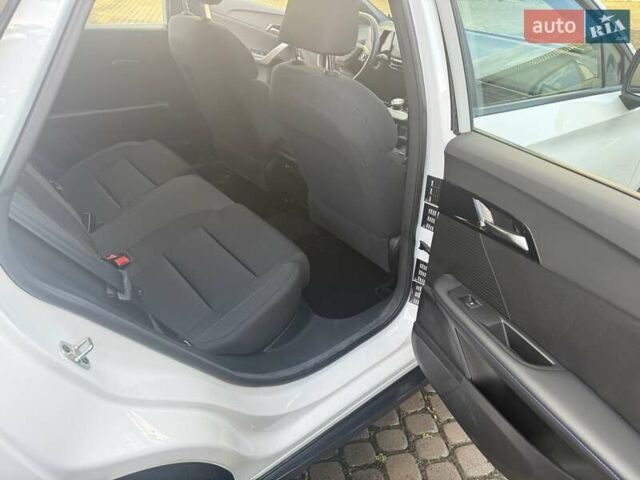 Белый МГ 4, объемом двигателя 0 л и пробегом 10 тыс. км за 17500 $, фото 31 на Automoto.ua