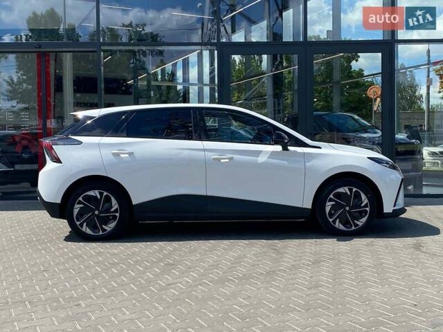 Белый МГ 4, объемом двигателя 0 л и пробегом 8 тыс. км за 20500 $, фото 7 на Automoto.ua