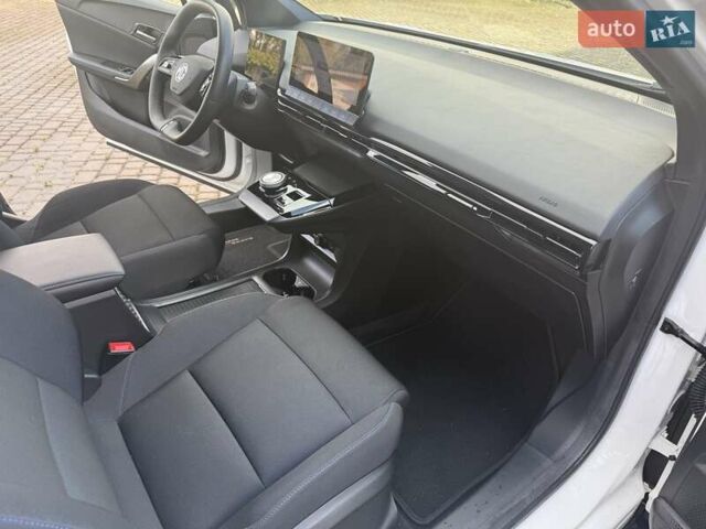 Белый МГ 4, объемом двигателя 0 л и пробегом 10 тыс. км за 17500 $, фото 26 на Automoto.ua