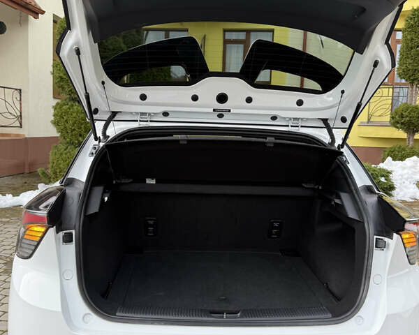 Білий МГ 4, об'ємом двигуна 0 л та пробігом 45 тис. км за 17800 $, фото 49 на Automoto.ua