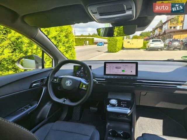 Белый МГ 4, объемом двигателя 0 л и пробегом 15 тыс. км за 17500 $, фото 23 на Automoto.ua