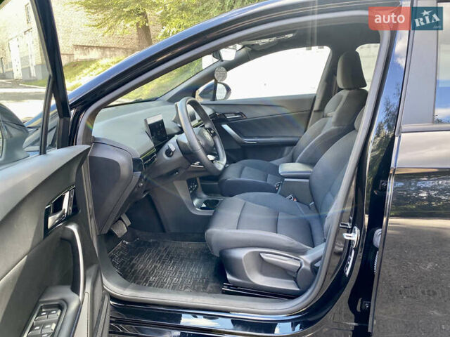 Черный МГ 4, объемом двигателя 0 л и пробегом 12 тыс. км за 18700 $, фото 12 на Automoto.ua