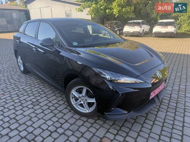 Черный МГ 4, объемом двигателя 0 л и пробегом 17 тыс. км за 16500 $, фото 8 на Automoto.ua