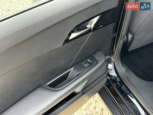 Черный МГ 4, объемом двигателя 0 л и пробегом 46 тыс. км за 15700 $, фото 33 на Automoto.ua