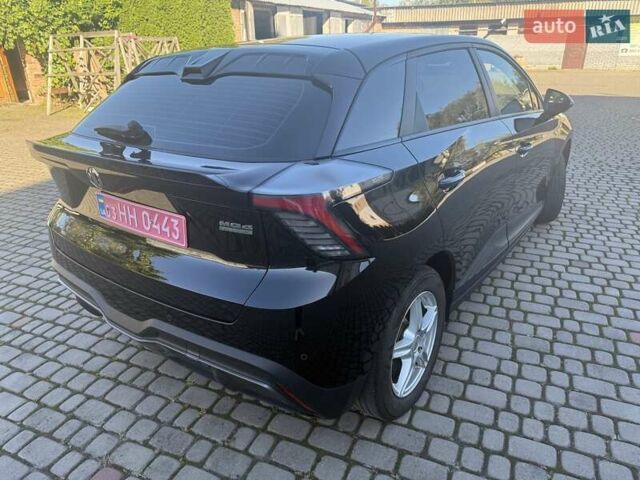Черный МГ 4, объемом двигателя 0 л и пробегом 17 тыс. км за 16500 $, фото 6 на Automoto.ua