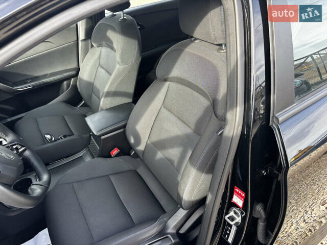 Черный МГ 4, объемом двигателя 0 л и пробегом 46 тыс. км за 15700 $, фото 13 на Automoto.ua