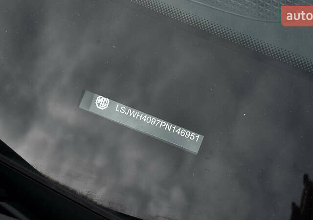 Черный МГ 4, объемом двигателя 0 л и пробегом 46 тыс. км за 15700 $, фото 38 на Automoto.ua